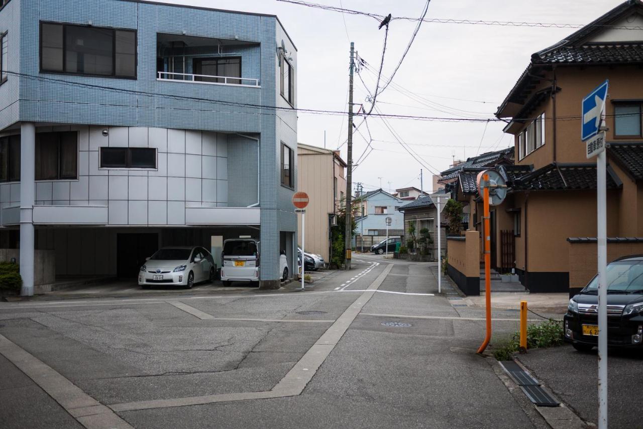 Villa Kimachi-Tei（きまち亭） à Toyama Station Extérieur photo